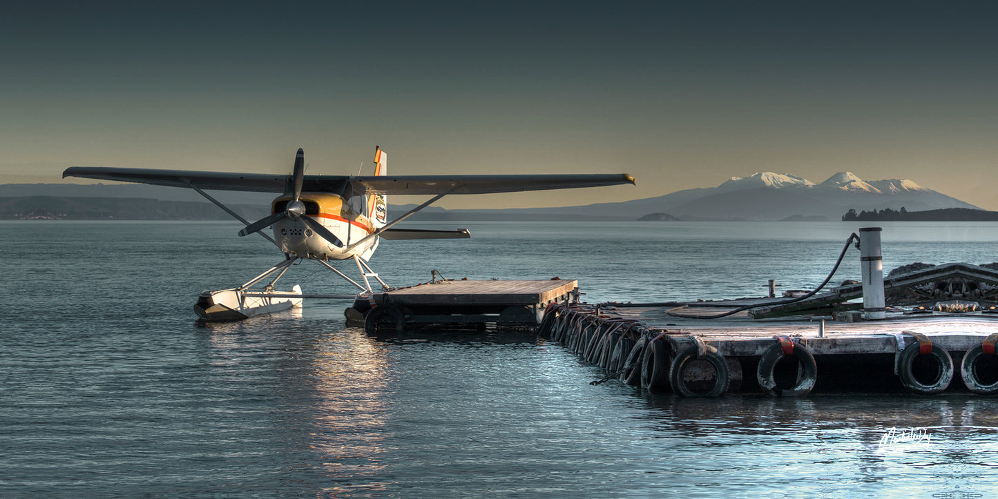 Floatplane . Taupo, New Zealand