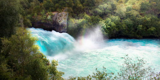 Huka Falls . Taupo, New Zealand